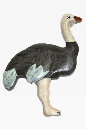 Wooden ostrich magnet (6)