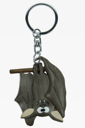 Wooden keychain bat hanging (6)