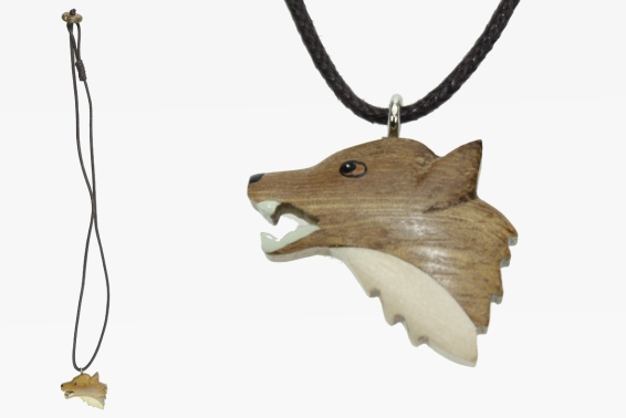 Necklace wooden wolfs head (12)