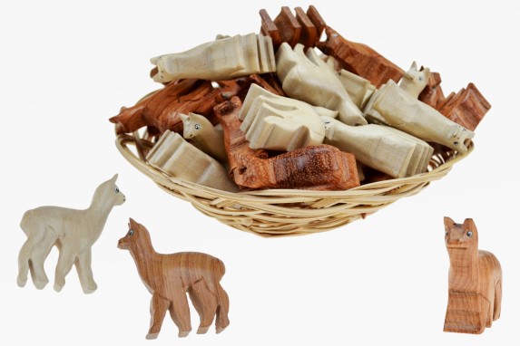 Wooden decorative alpaca (36)