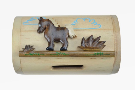 Wooden treasure box horse (3)