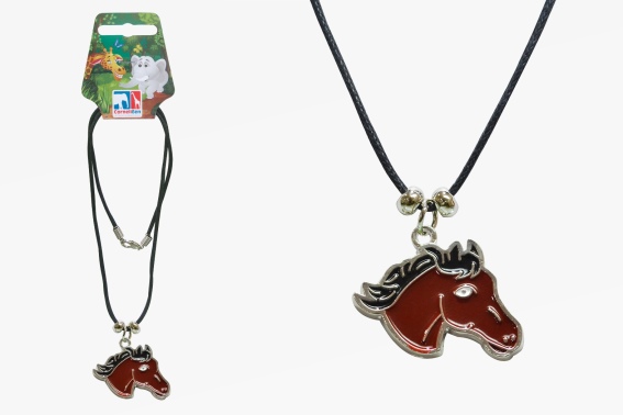 Horse's head necklace (12)
