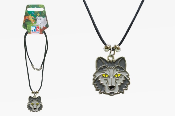 Wolf's head necklace (12)